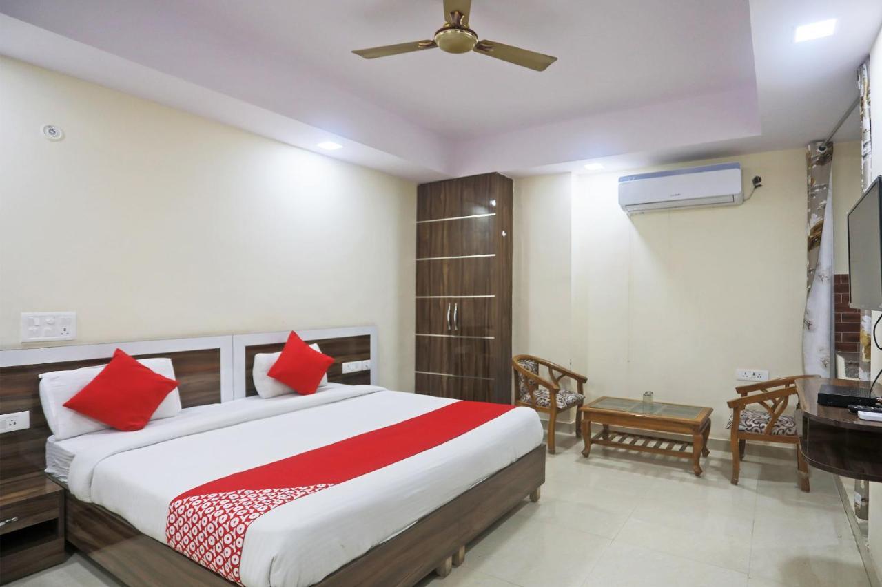 Hotel Rampal Palace Neu-Delhi Exterior foto