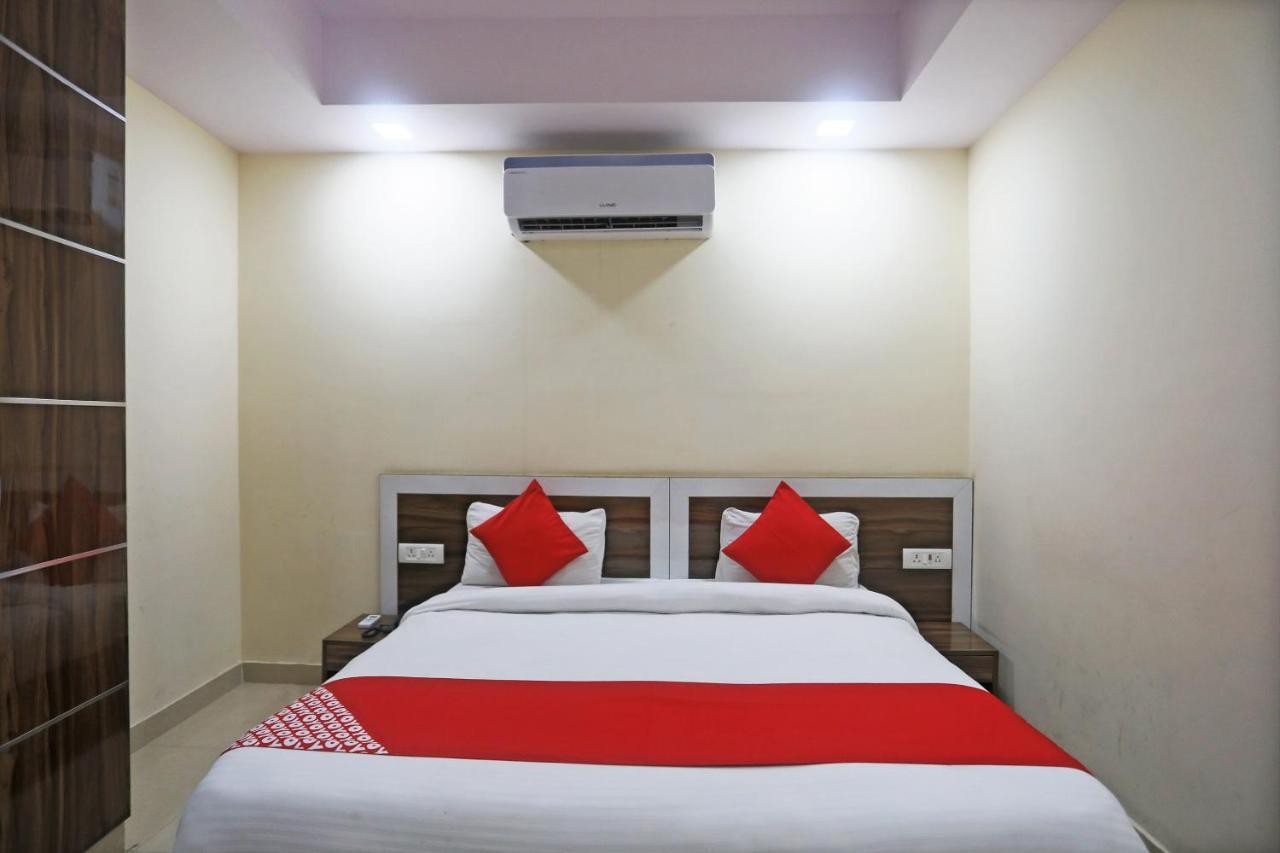 Hotel Rampal Palace Neu-Delhi Exterior foto