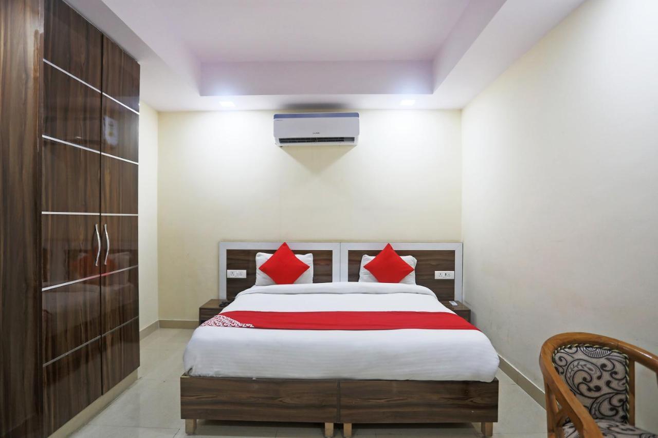 Hotel Rampal Palace Neu-Delhi Exterior foto