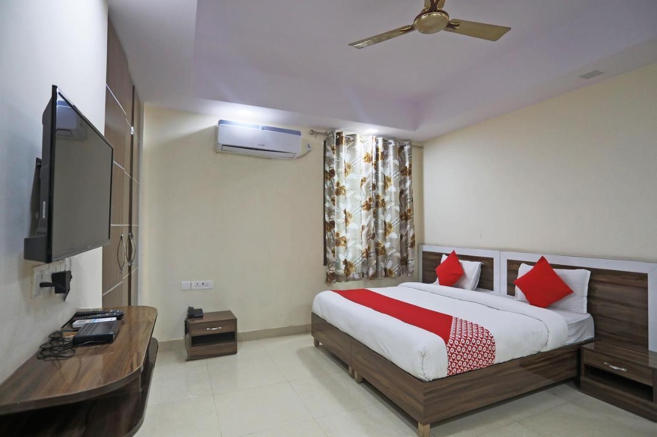 Hotel Rampal Palace Neu-Delhi Exterior foto