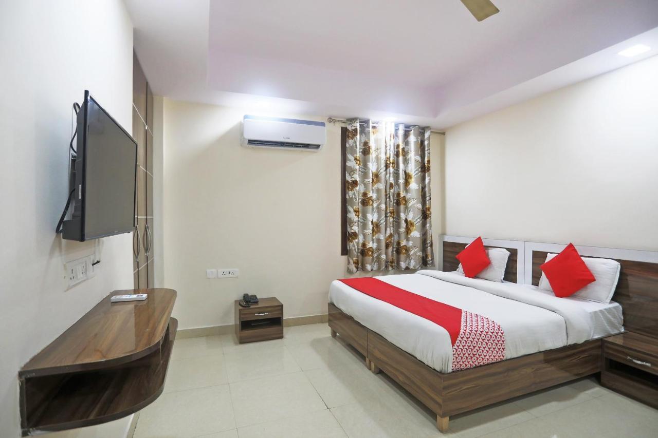 Hotel Rampal Palace Neu-Delhi Exterior foto
