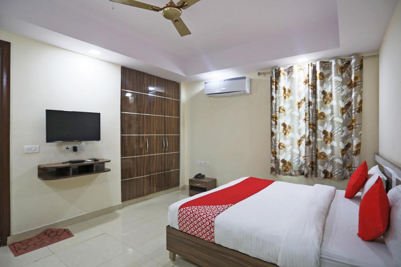 Hotel Rampal Palace Neu-Delhi Exterior foto